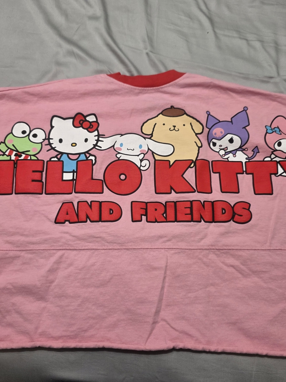 Hello Kitty Spirit Jersey Universal Studios Style - Picture 3 of 5
